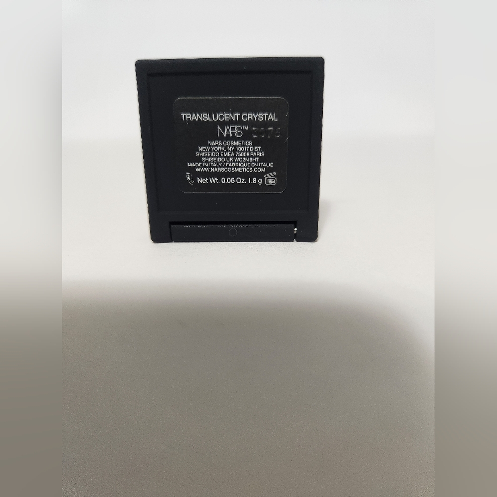 NEW NARS Translucent Crystal Setting Powder - Picture 8 of 10